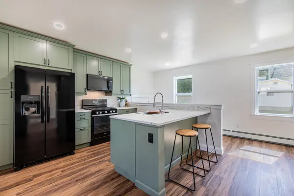 309 E Van Buren ST, Ohio, IL 61349