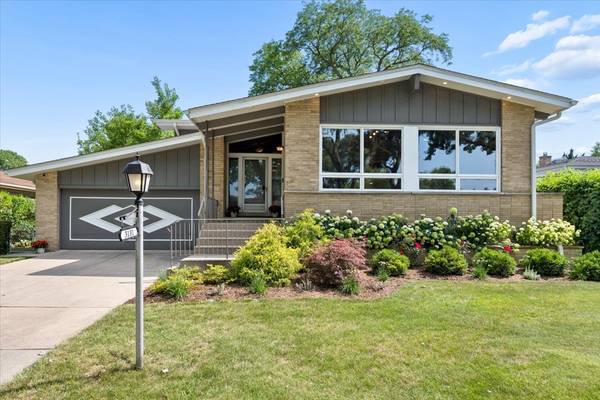 3131 Central AVE, Wilmette, IL 60091