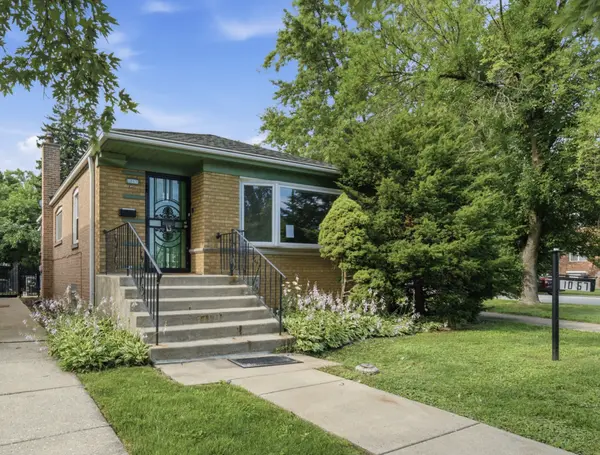 1067 W 97th ST, Chicago, IL 60643