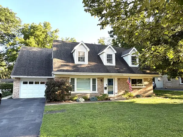 2283 Bellevue PL, Northbrook, IL 60062