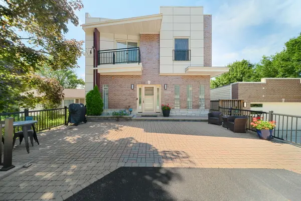 23722 N South Lakewood LN, Lake Zurich, IL 60047