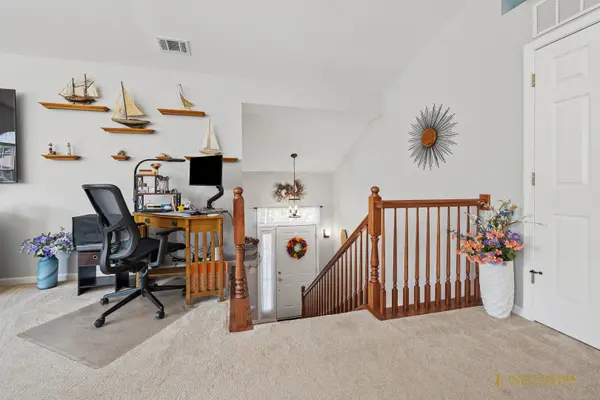 5302 Cobblers XING, Mchenry, IL 60050