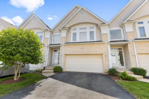 363 Aaron LN, Bolingbrook, IL 60440
