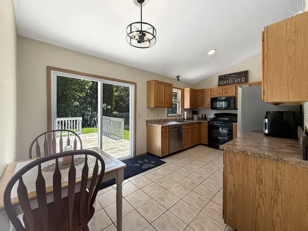 761 Brookview DR, Byron, IL 61010