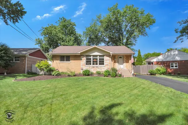 12008 S 71st CT, Palos Heights, IL 60463
