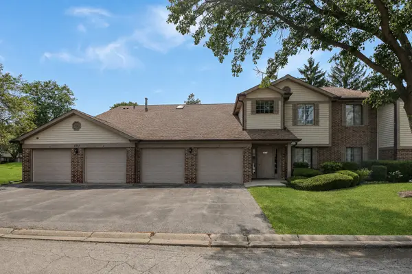 1511 W Pheasant Trail LN #2, Arlington Heights, IL 60004