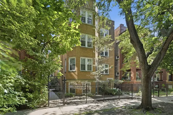 1733 W Catalpa AVE #1, Chicago, IL 60640