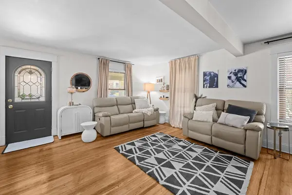 316 W Central Park AVE, Davenport, IA 52803