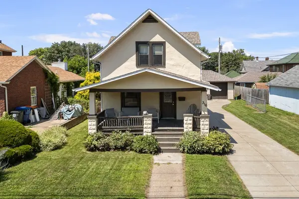 316 W Central Park AVE, Davenport, IA 52803