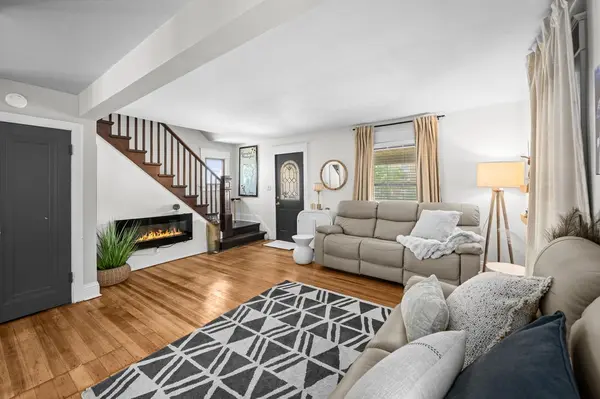 316 W Central Park AVE, Davenport, IA 52803