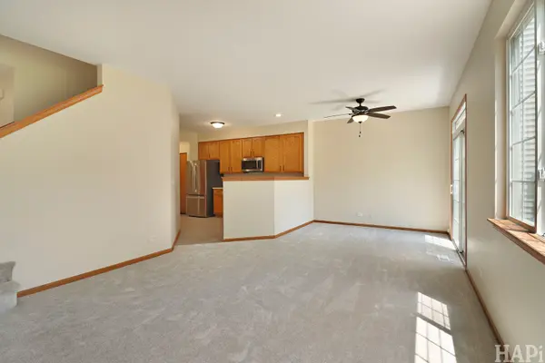 669 MORRIS CT, Lakemoor, IL 60051