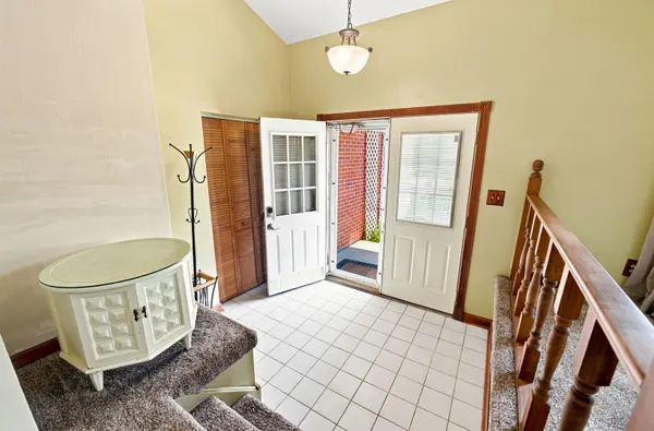 337 Huntington WAY, Bolingbrook, IL 60440
