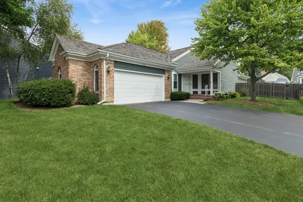 464 Park Barrington DR, Barrington, IL 60010