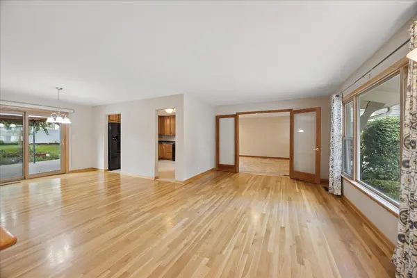 613 65th ST, Downers Grove, IL 60516