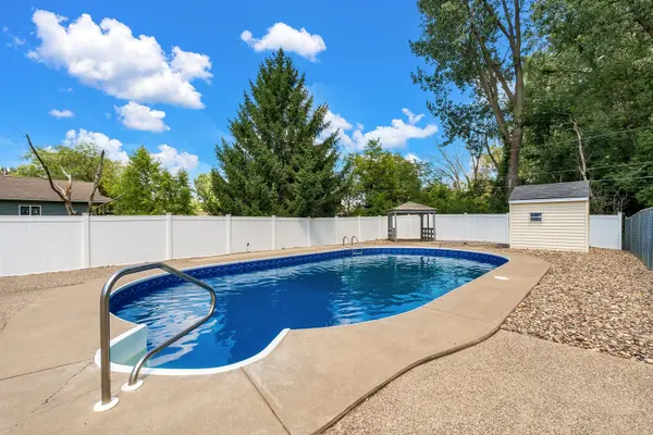 76 Lynwood AVE, Geneseo, IL 61254