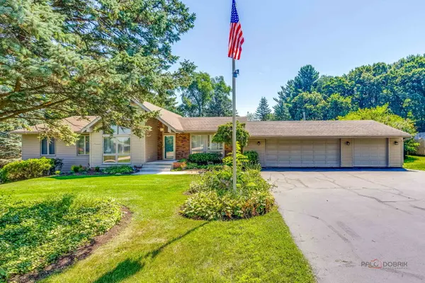 11335 Bayberry DR, Roscoe, IL 61073