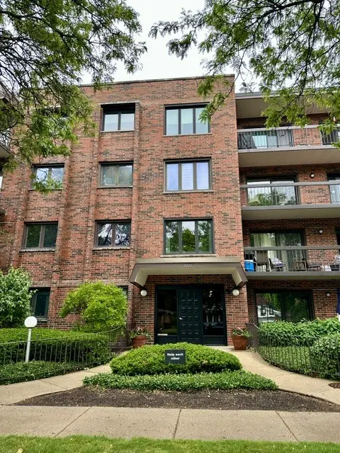 Evanston, IL 60203