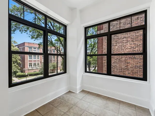 1227 E Hyde Park BLVD #2, Chicago, IL 60615