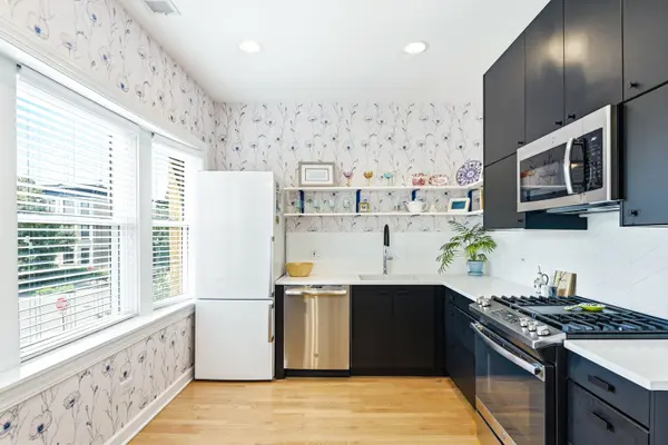 4051 N SOUTHPORT AVE #2, Chicago, IL 60613