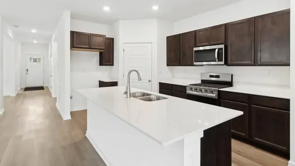 6300 Redwood TRL, Wonder Lake, IL 60097