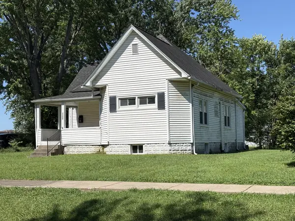1100 N Van Buren ST, Marion, IL 62959