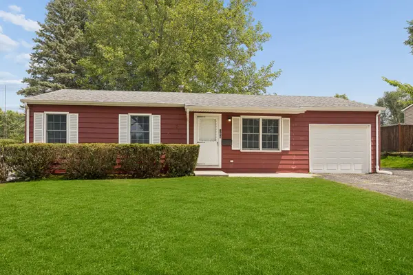 300 Macgregor RD,  Lockport,  IL 60441