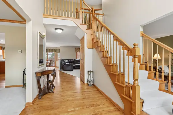10536 Pentagon DR, Orland Park, IL 60467
