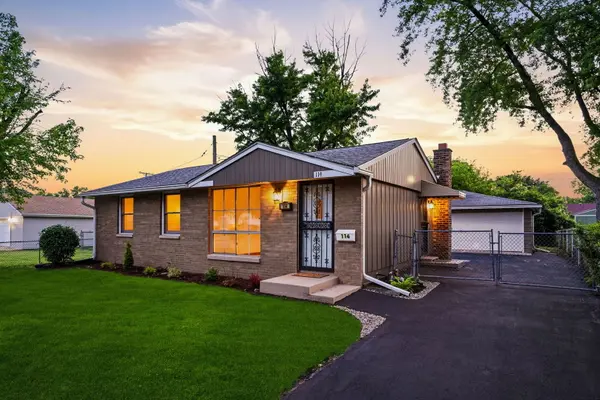 114 S Willow LN, Glenwood, IL 60425