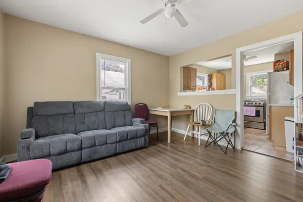 1112 Dalbigne ST, Belvidere, IL 61008