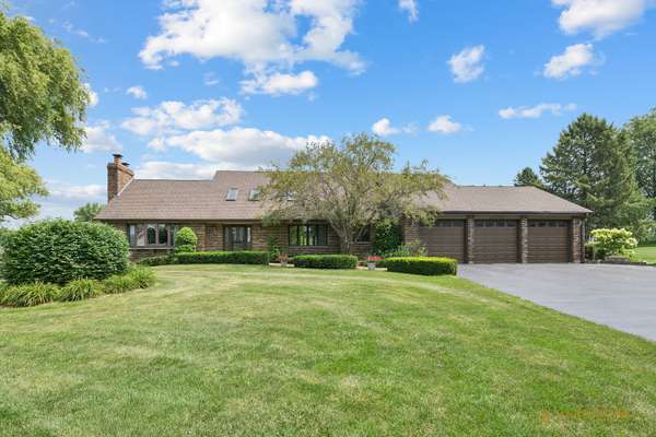 33705 Creek CT, Ingleside, IL 60041