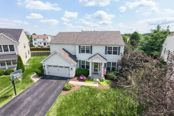 929 Oxford CT, Pingree Grove, IL 60140