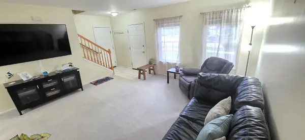 1380 W Split Oak CIR #1380, Round Lake Beach, IL 60073