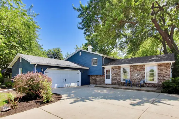 24143 W 103rd ST, Naperville, IL 60564