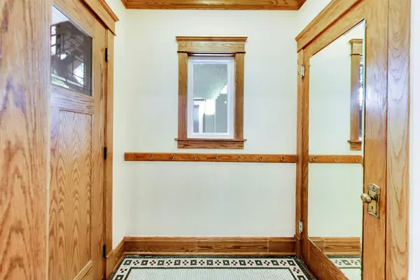 1504 W Juneway TER, Chicago, IL 60626