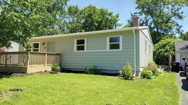 1307 Glenwood RD, Bloomington, IL 61704