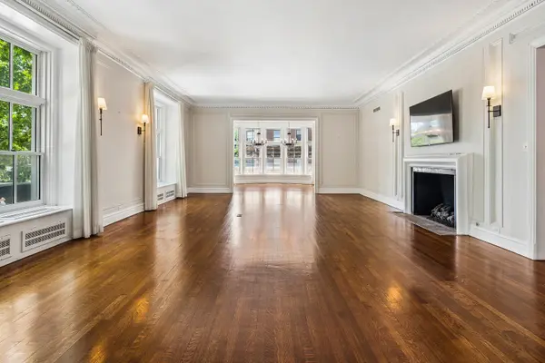 3400 N Lake Shore DR #1B, Chicago, IL 60657