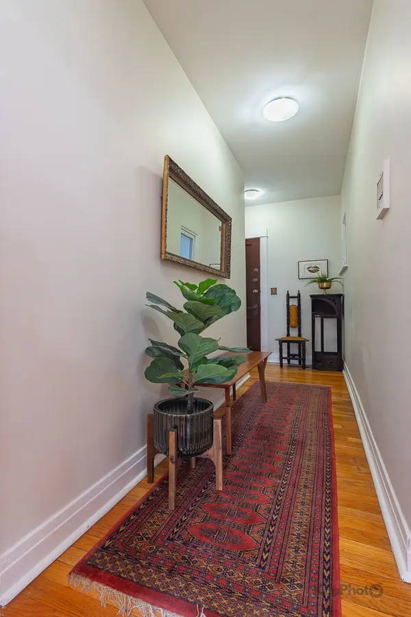 4410 N Long AVE #1, Chicago, IL 60630