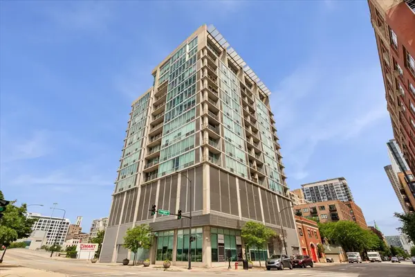 700 W VAN BUREN ST #1305, Chicago, IL 60607