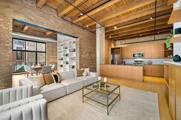 1750 N WOLCOTT AVE #201, Chicago, IL 60622