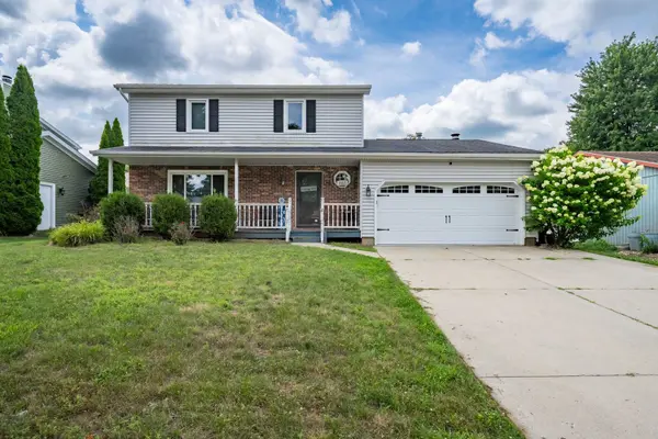 2811 Phillip PL, Bloomington, IL 61704