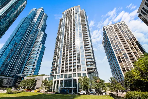 1235 S Prairie AVE #1906, Chicago, IL 60605