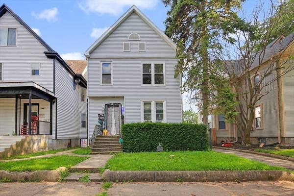 813 E Jefferson ST, Bloomington, IL 61701