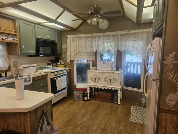 2/56 Woodhaven Lakes, Sublette, IL 61367