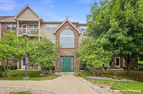 350 Cunat BLVD #2A,  Richmond,  IL 60071