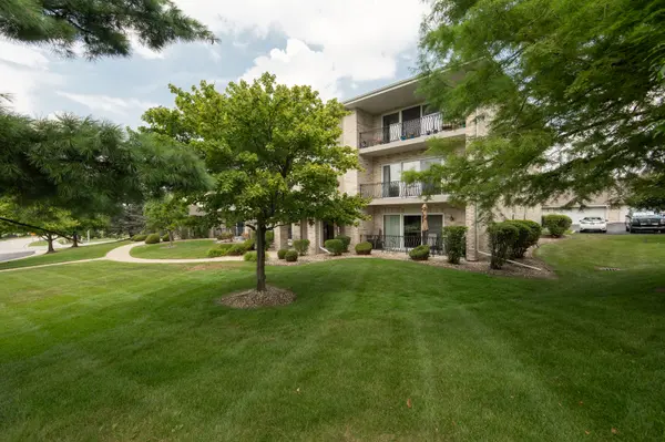 11113 Wisconsin CT #2D, Orland Park, IL 60467