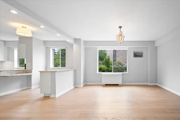 7061 N Kedzie AVE #115, Chicago, IL 60645