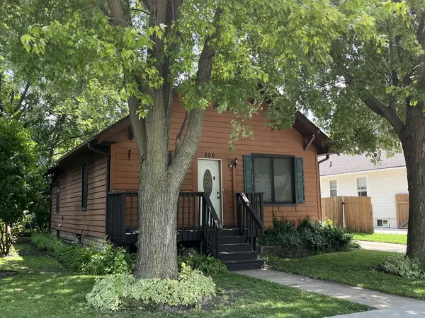 506 S Gladstone AVE, Aurora, IL 60506