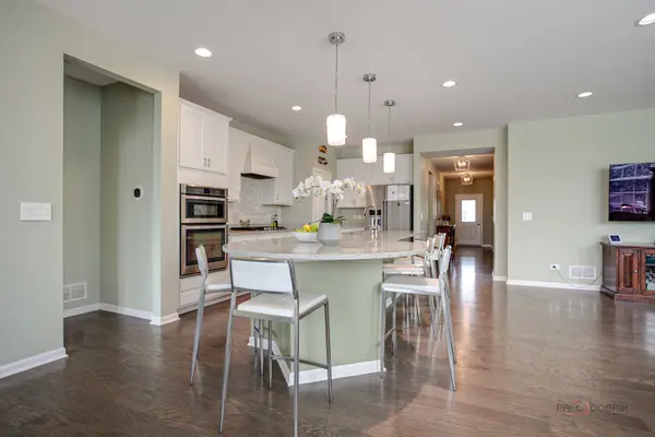 35 Pacific AVE, Hawthorn Woods, IL 60047