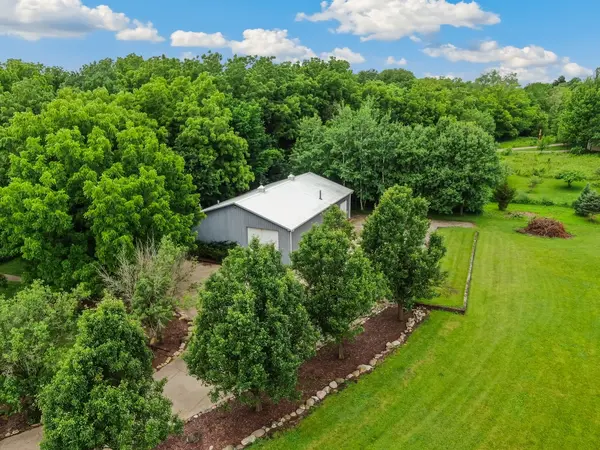 6650E Minkler RD, Yorkville, IL 60560