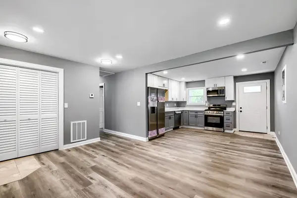 1818 Sauk Trail, Sauk Village, IL 60411